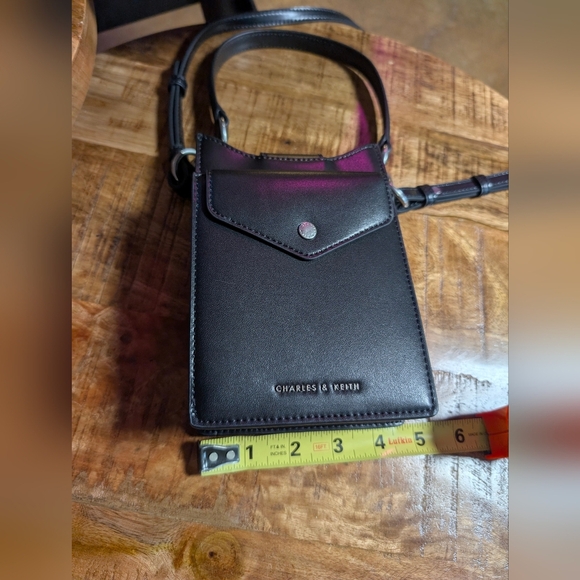 Black Charles & Keith Winslet Belted Phone Pouch Purse Mini Bag - Picture 14 of 14